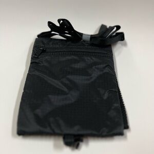 Passport crossbody bag